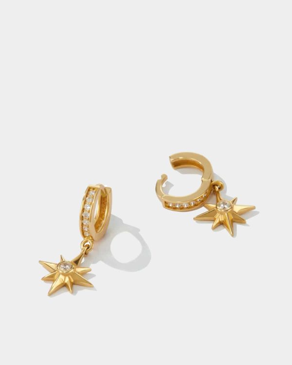 star. gold. earrings.