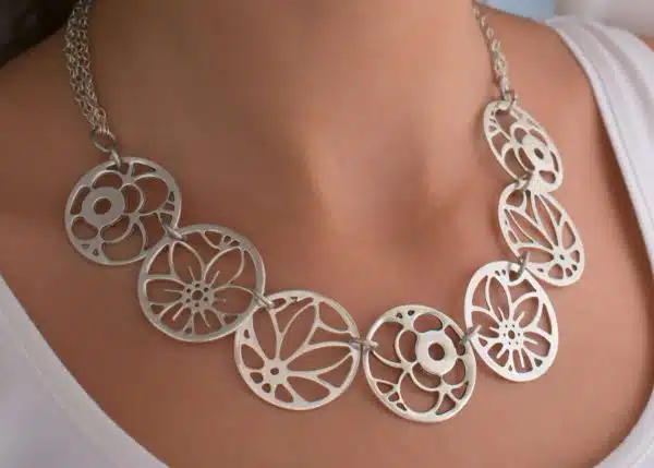 Necklace ورد الجناين