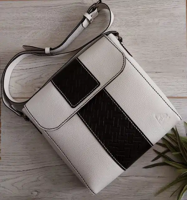 Natural leather bag