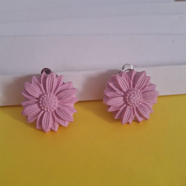 Polymer clay pink flower studs earrings