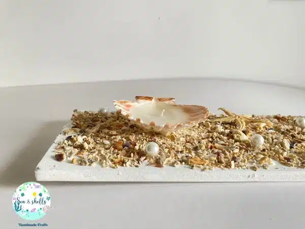 Candle with seashells