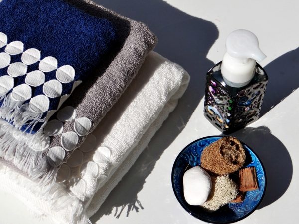 Royal blue towels set