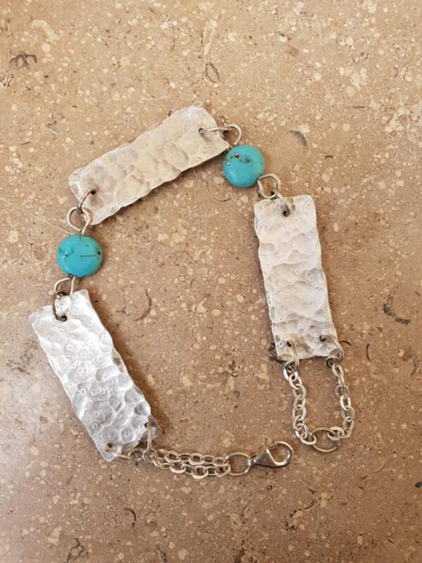 Hammered 3 rectangles woth turquoise stones in between 1