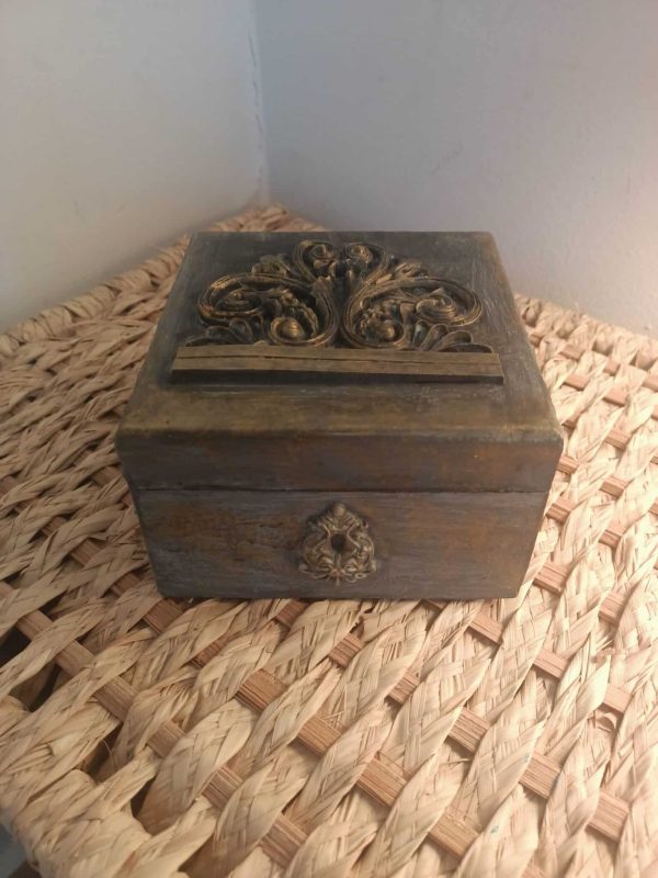 Jewelry Box Antique style