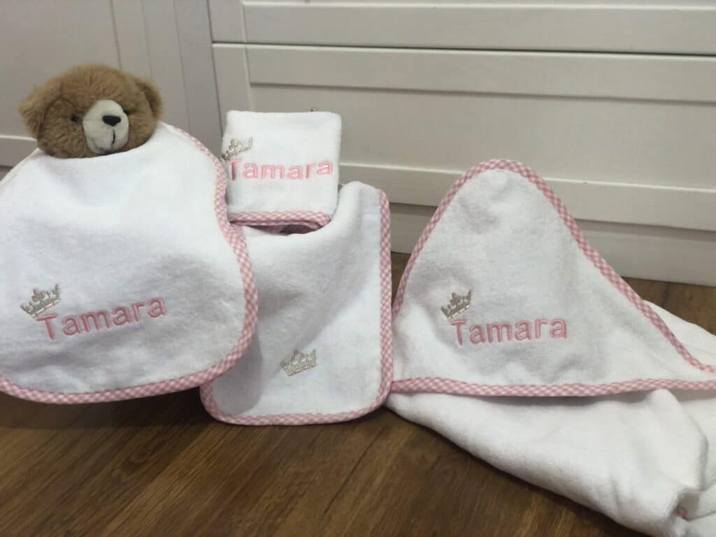 Baby GIRL towel set I Make This