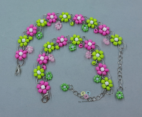 Green flower bracelets collection