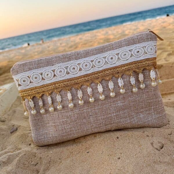 Noly jute clutch