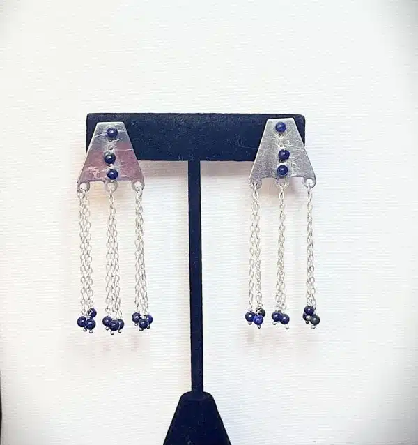 Flat silver unit & lapis beads earring
