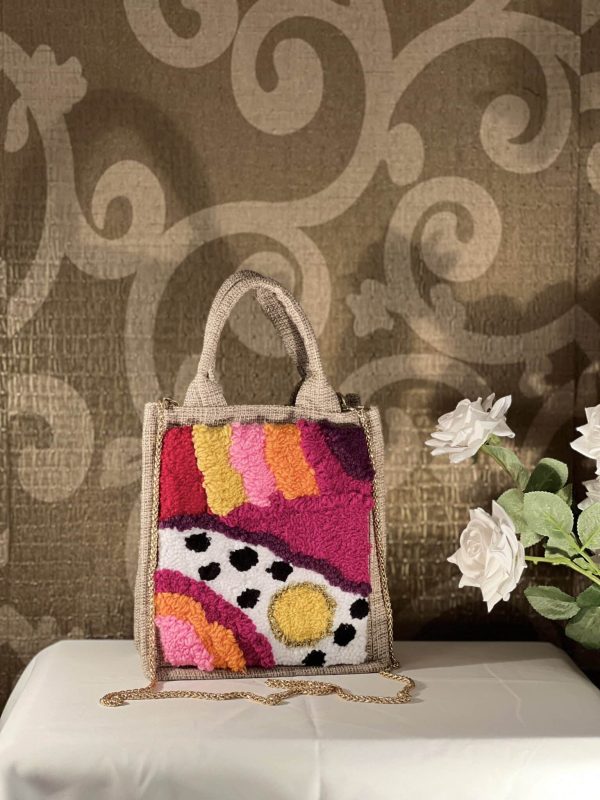 Colored tufted jute bag