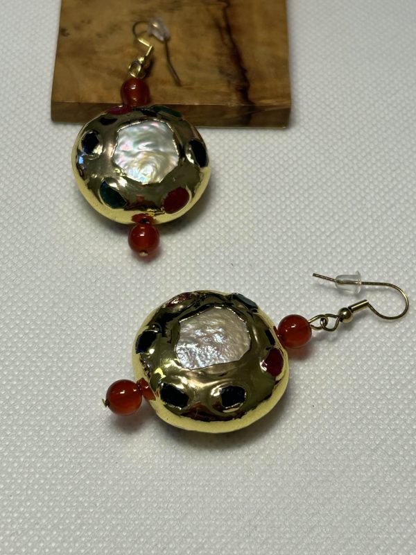 Stainless steel round earrings with jade and agate pearls