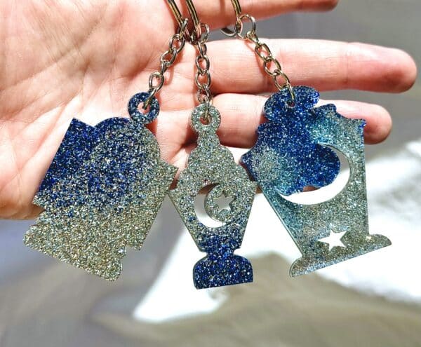 key chain fanous ramadan in silver and dark blue glitter