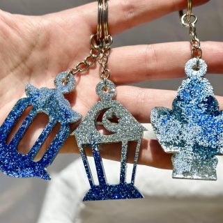 key chain fanous ramadan in silver and dark blue glitter