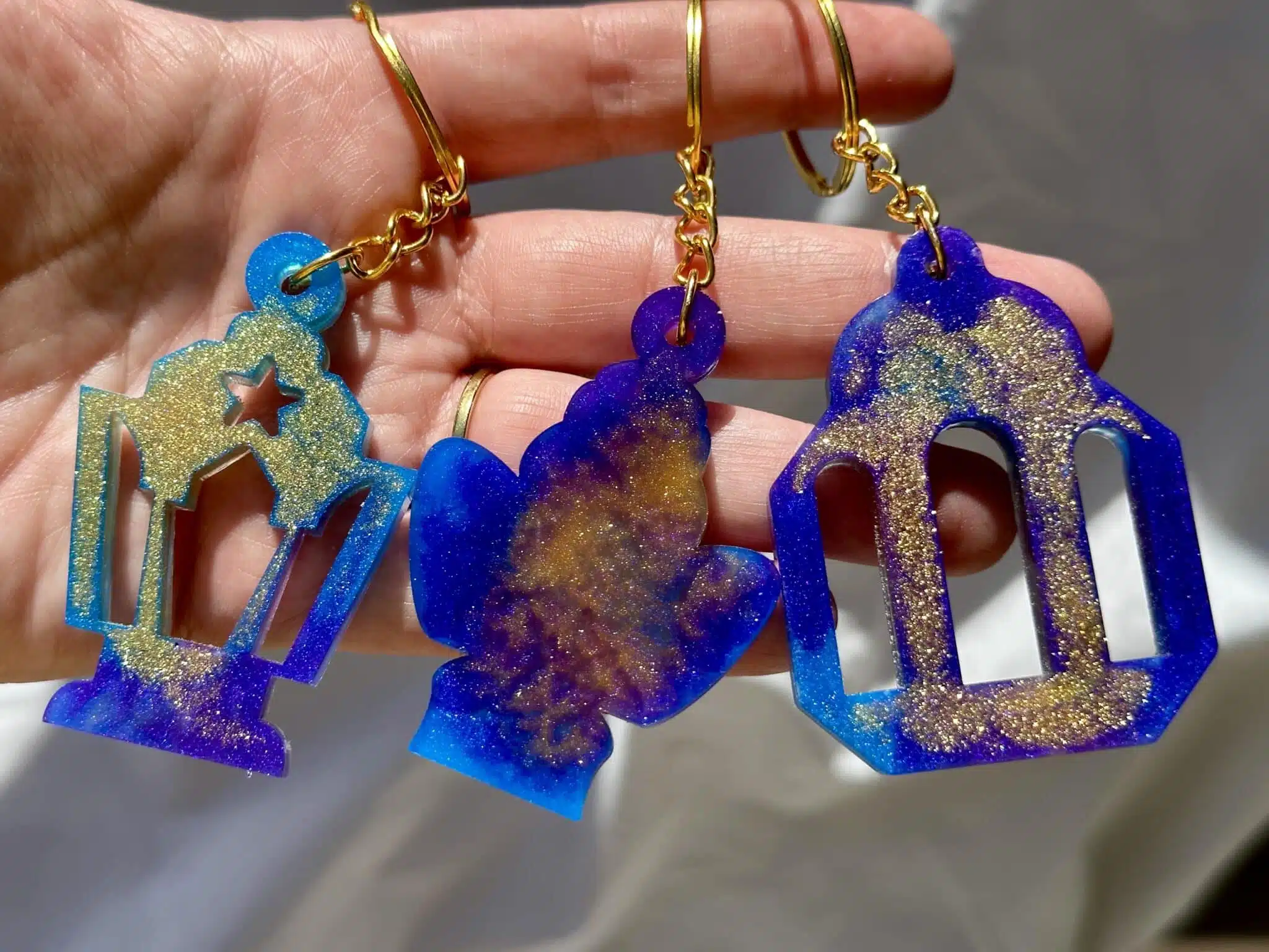 Blue-Gold Fanous Ramadan 2 key chain fanous ramadan in blue purple and gold