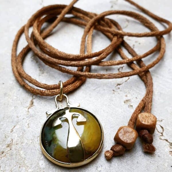 Libra with agate in string 4