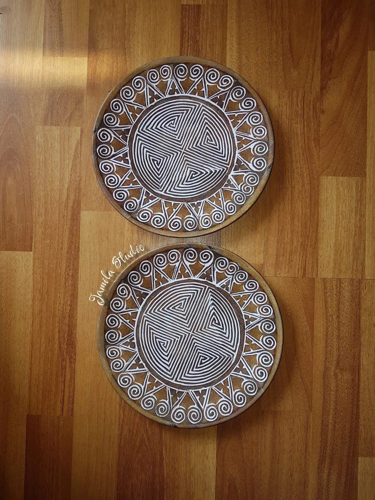 Wooden themed wall plates 2 Picsart 23 12 28 06 17 26 530 scaled