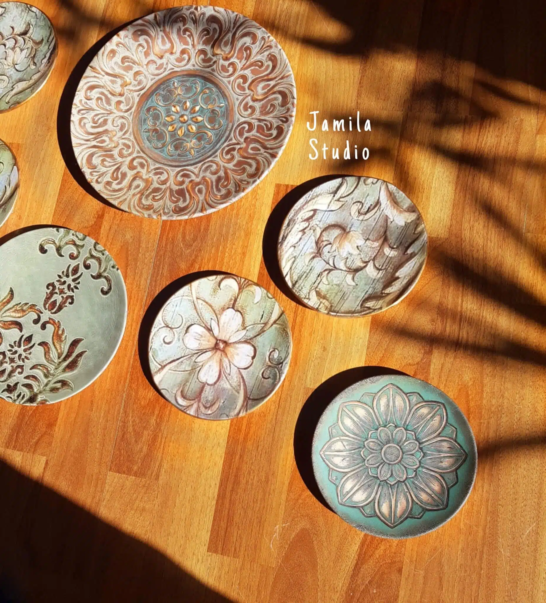 Golden Pastel wall plates 4 Picsart 24 02 06 10 49 02 348 scaled