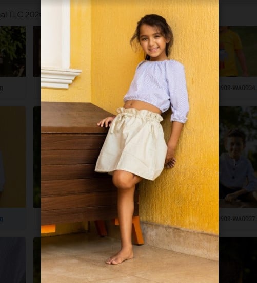 Poplin Skirt Model