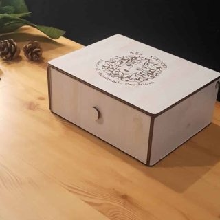 wooden box بوكس خشبي