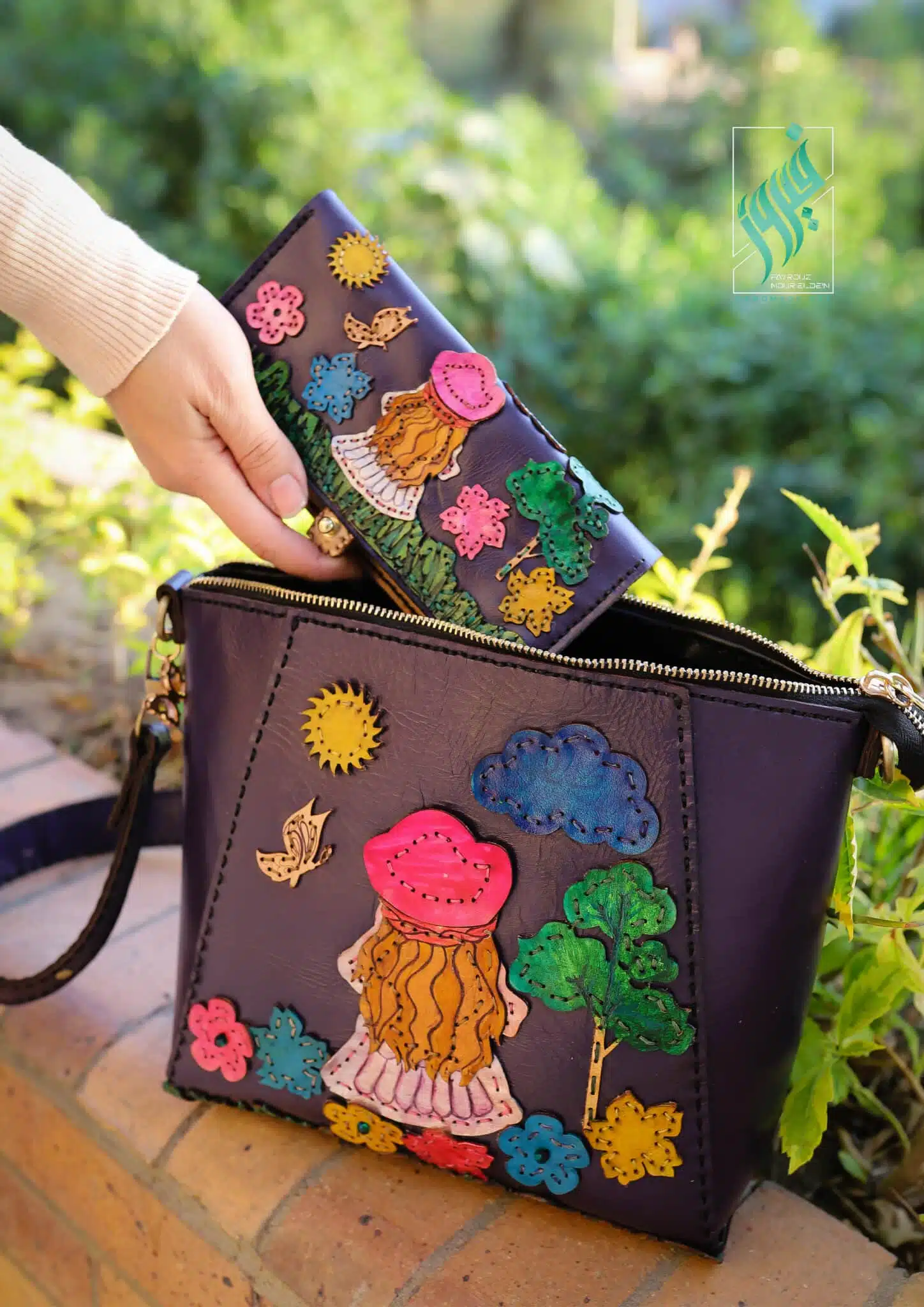 شنطه جلد طبيعي مبهجه 1 شنطه جلد طبيعي مبهجه