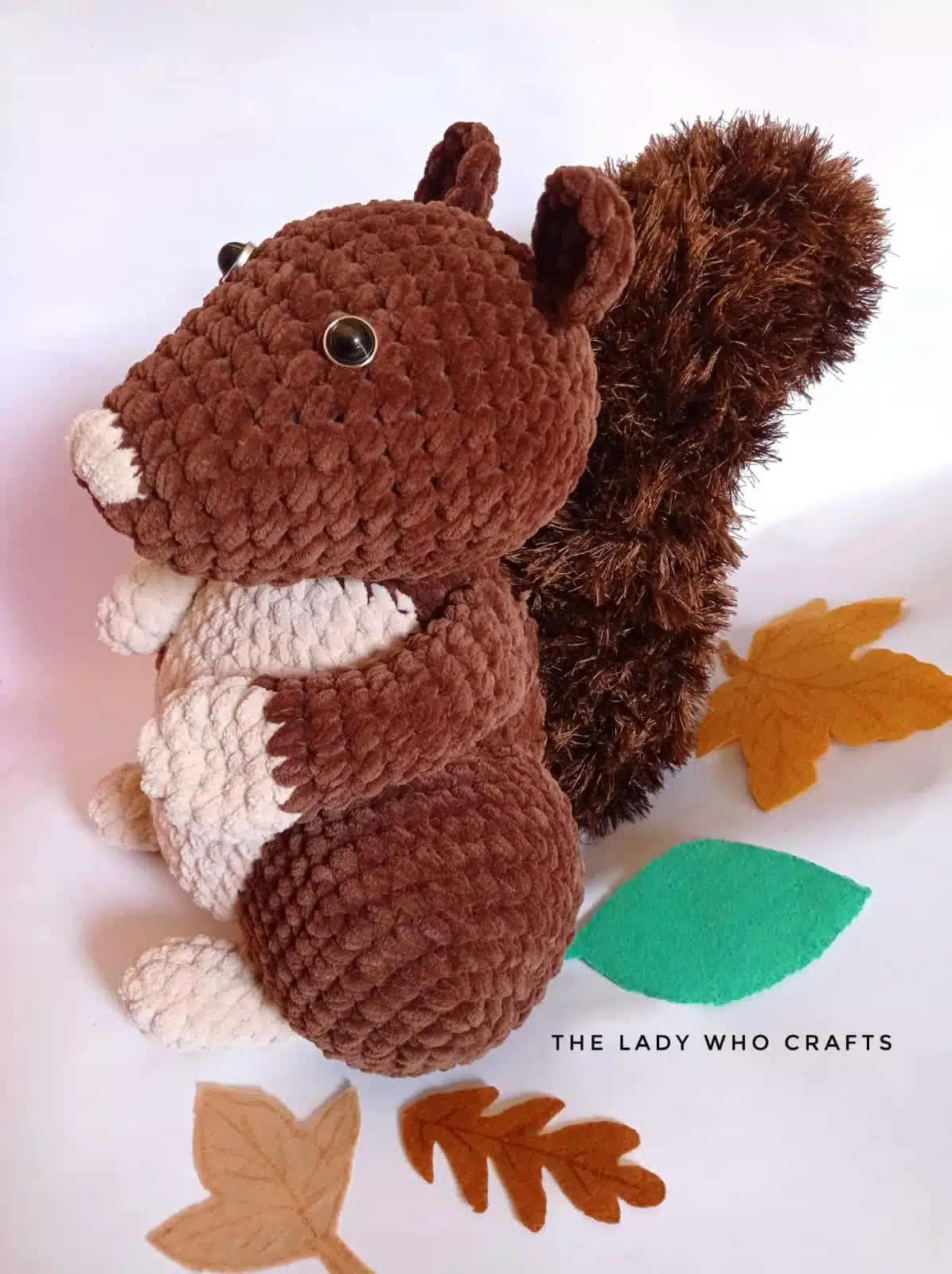 Amigurmi velvet squirrel toy 🐿️ 1 Amigurmi velvet squirrel toy 🐿️