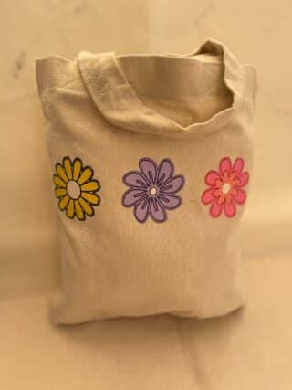 Tote bag : 3 flowers size: 30*40 cms