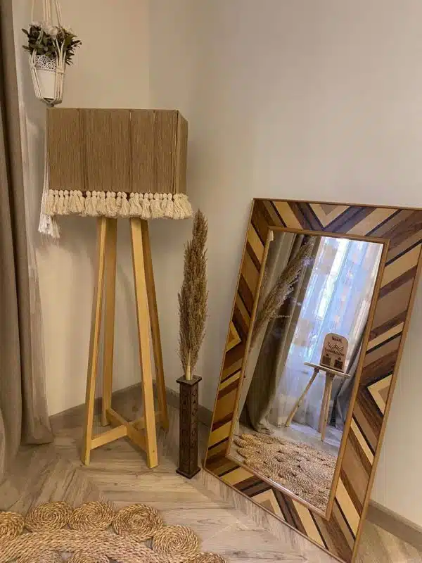 wall mirror