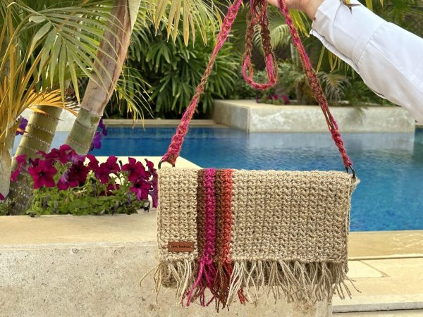 Colored burlap crochet bag