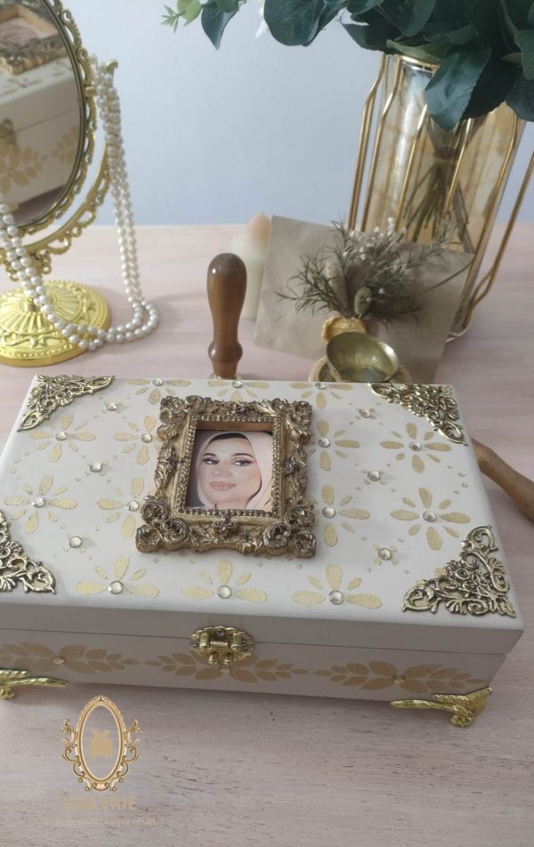 jewelry box