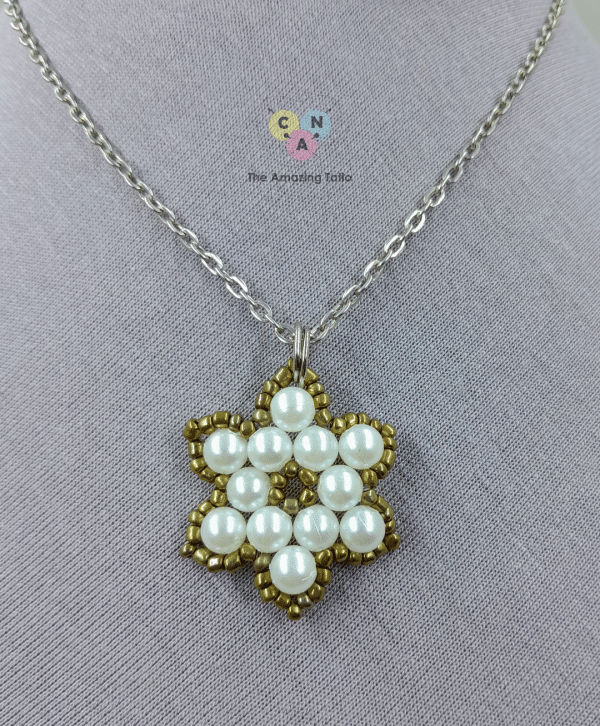 Pearl star necklace