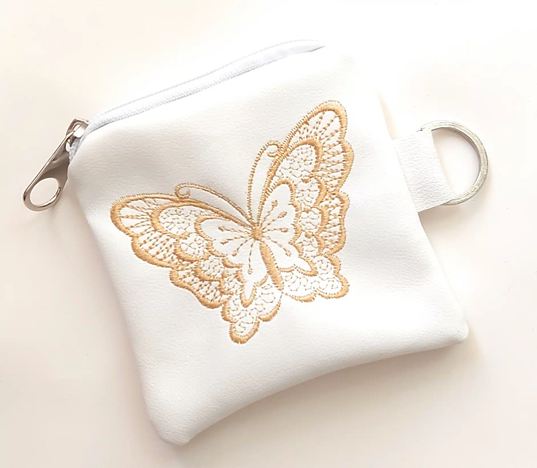 Machine embroidery faux leather coin purse with keychain 1 White coin purse faux leather keychain machine embroidery butterfly