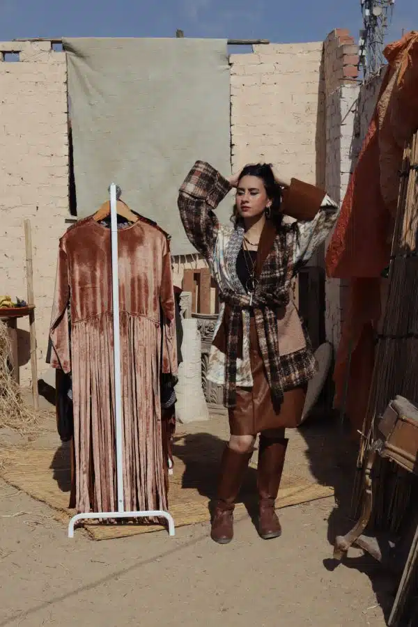 Gypsy threads in brown x beige