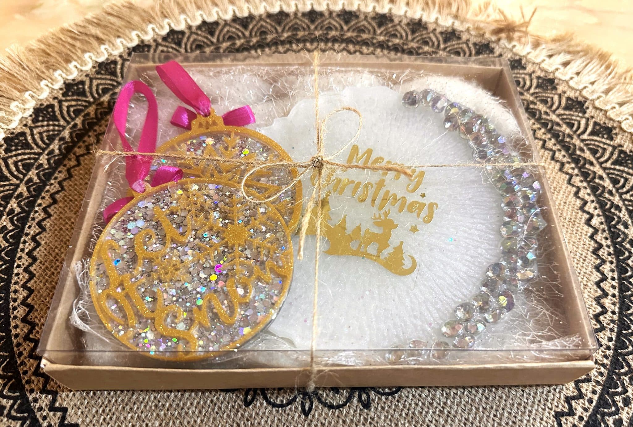 Sparkly Christmas Set 4 sparkly christmas ornaments and coaster