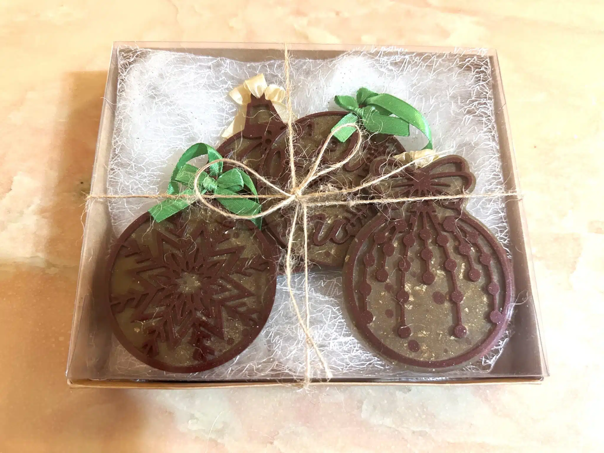 Wine-Red Christmas Ornaments' Set 1 wine red christmas ornaments