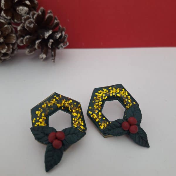 Polymer clay christmas wreath earrings