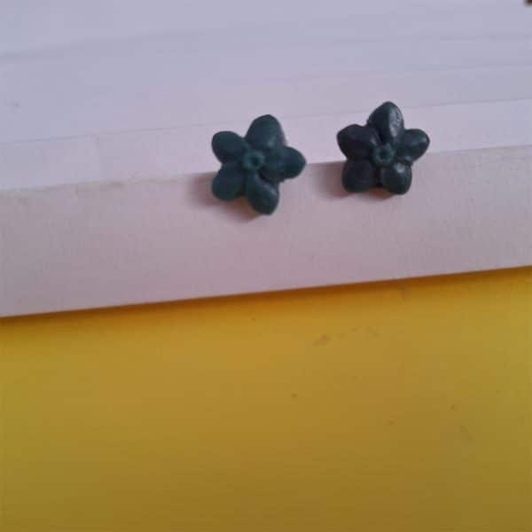 polymer clay studs earrings green flower