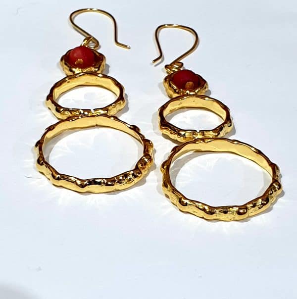 Three circles red amber