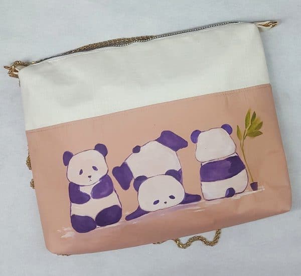 3 Pandas cross bag fabric painting