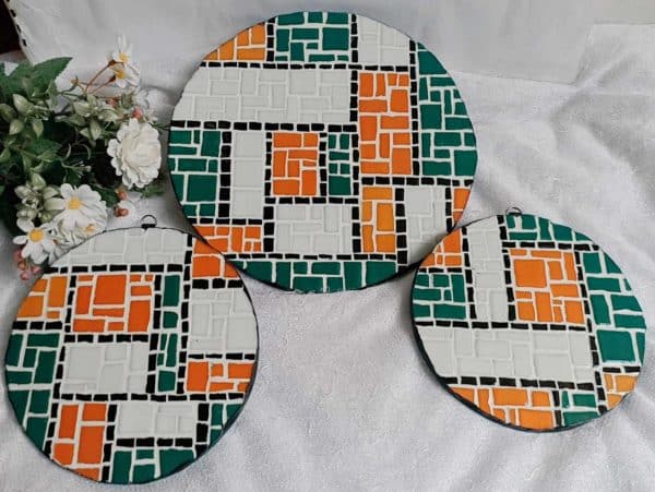 3 round mosaic tableau