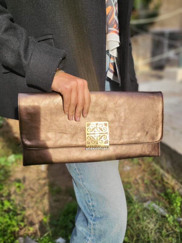 xl bronze clutch