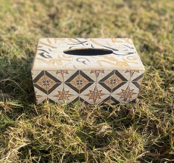 Tissue Box Arabic Design Black x Ivory