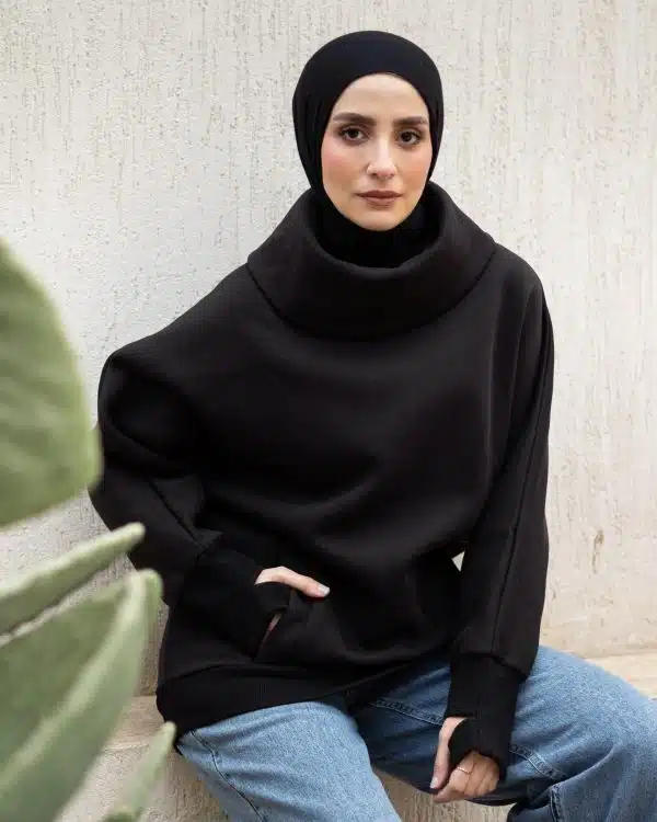 Oversized Black Sweatshirt