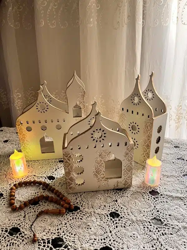 Set of minarets