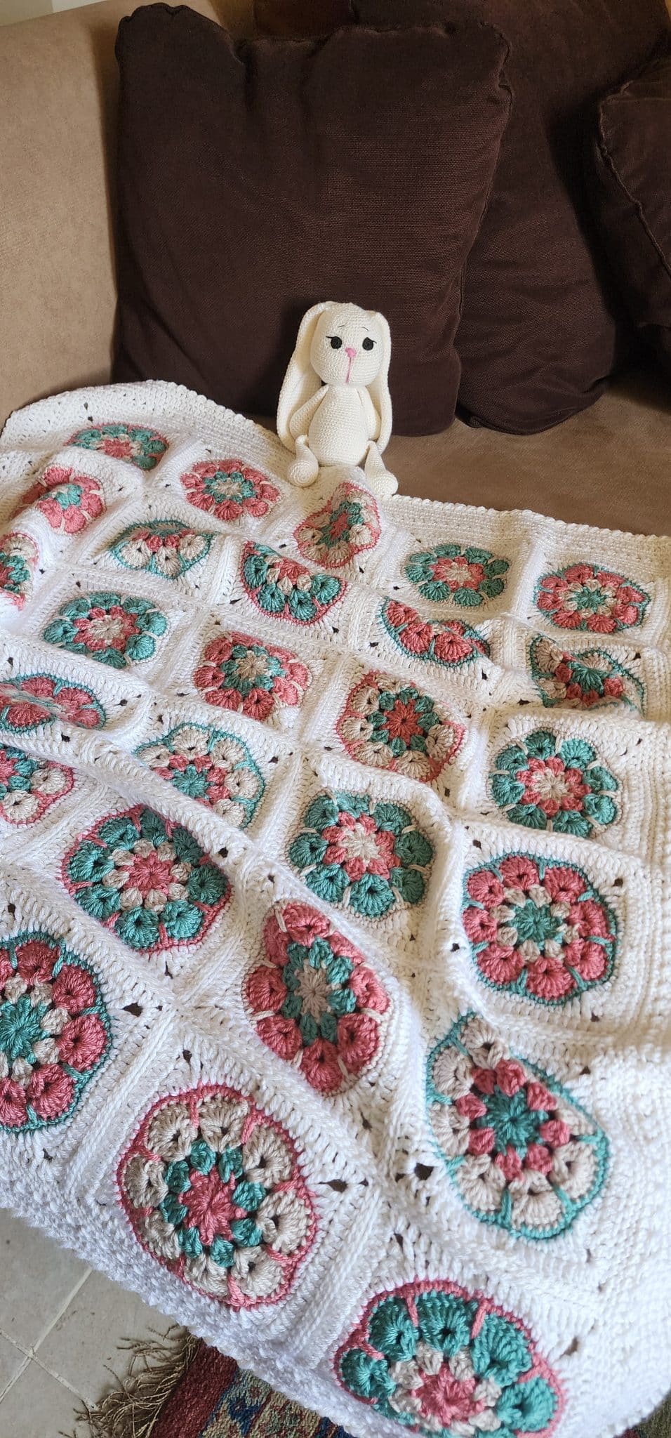 Boho Petal Crochet Blanket 2 20250316 135935 scaled