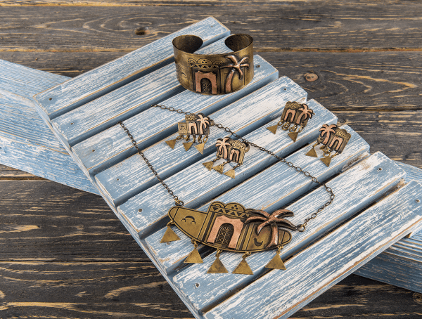Nubian set