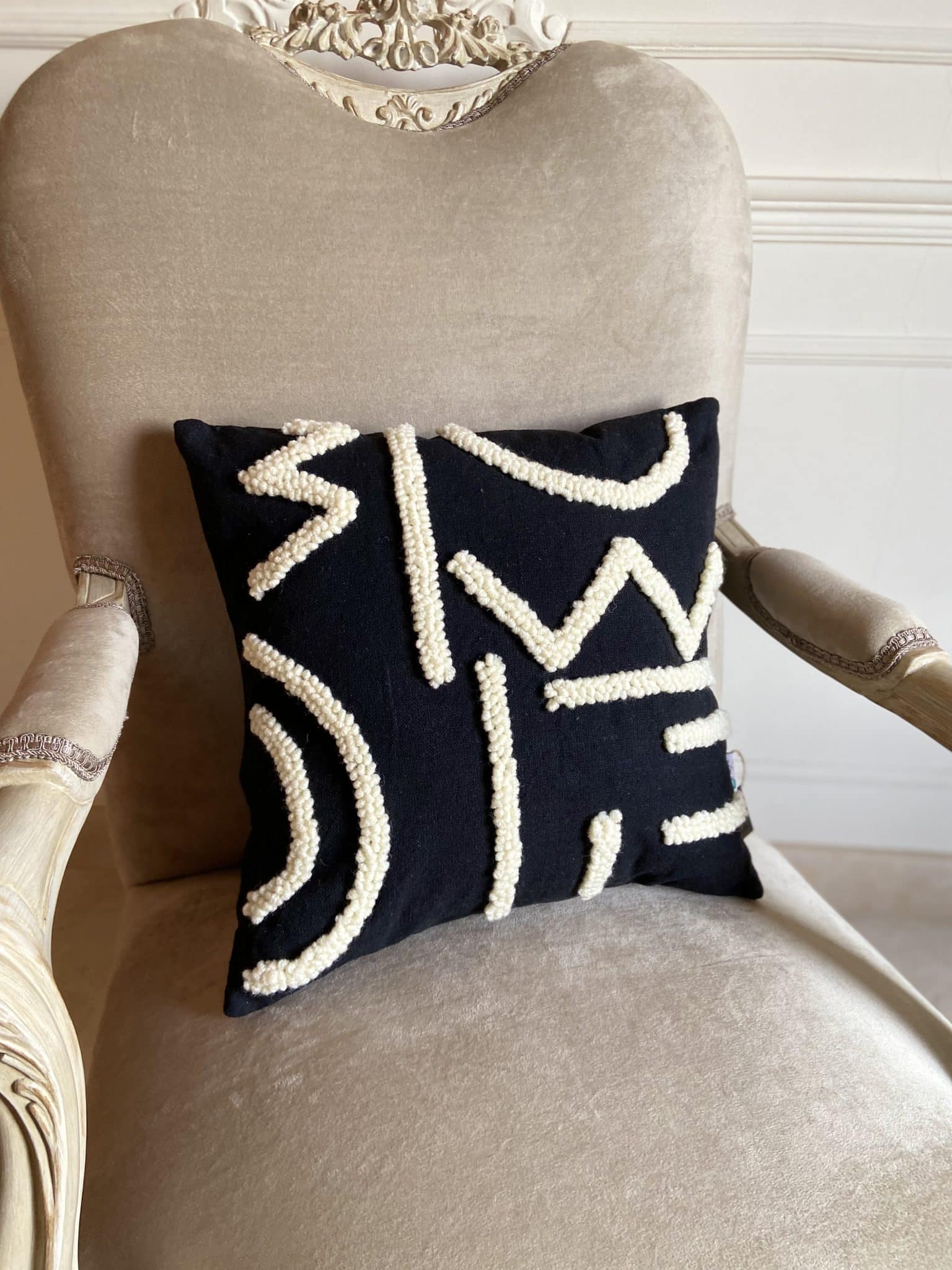 Lined Cushion Cover 1 Lined Cushion Cover