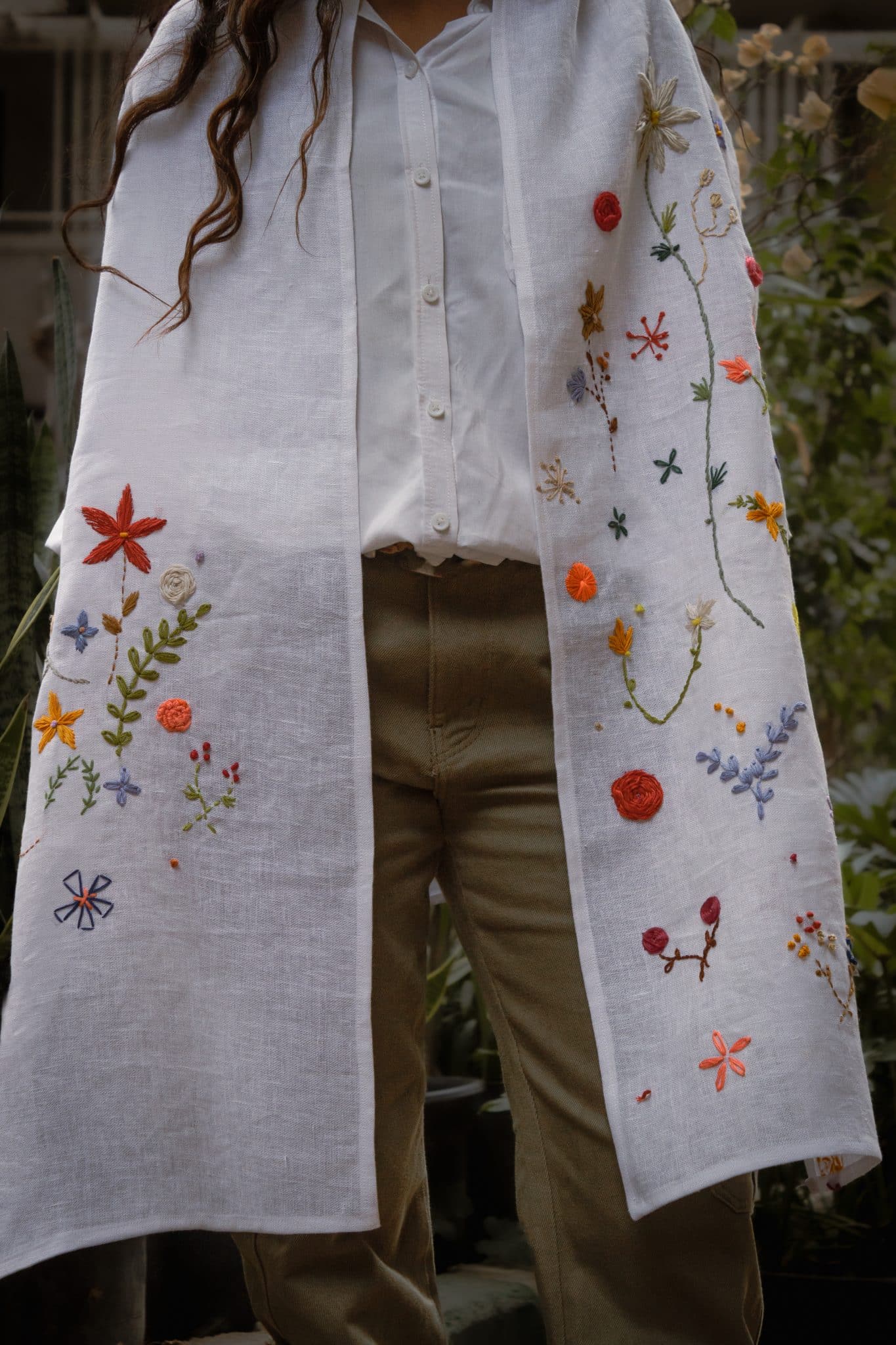 Floral Delight White Shawl 2 IMG 8334 Edit scaled