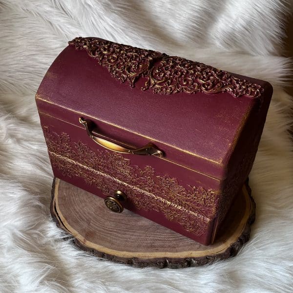 Large jewelry box