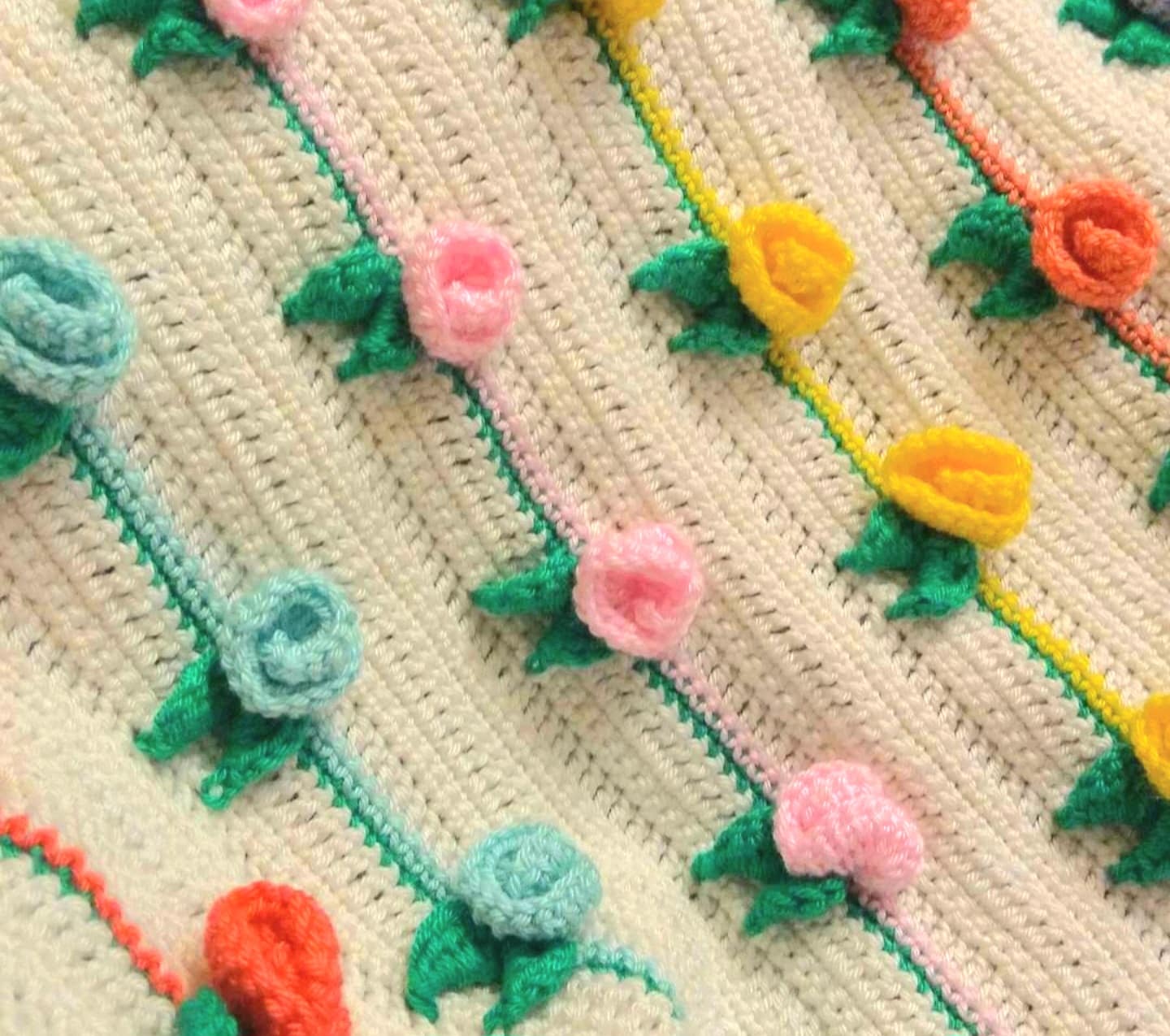 Whispering Blossoms Crochet Blanket 4 Screenshot 20250316 001614 Instagram