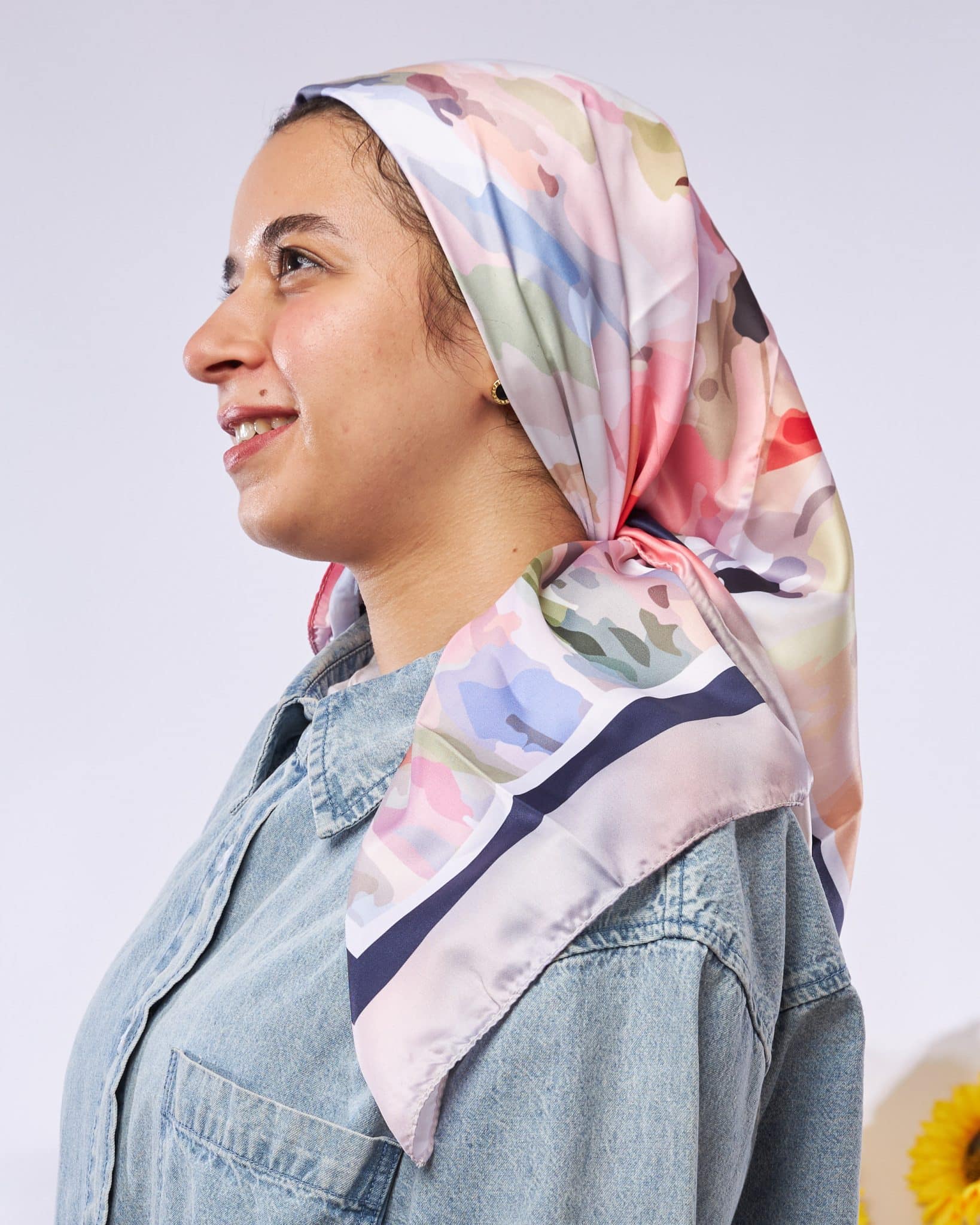 Bastela Square scarf 1 Bastela Square scarf