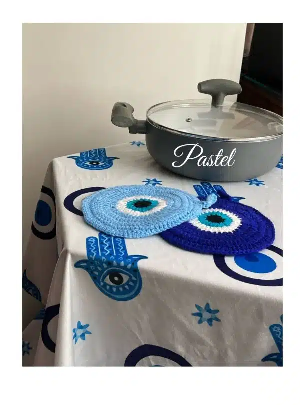 Blue kaff & eye table cover